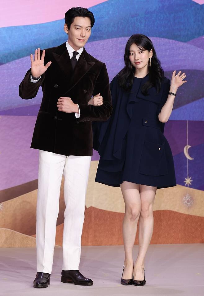 ▲ 김우빈(왼쪽), 수지. ⓒ연합뉴스