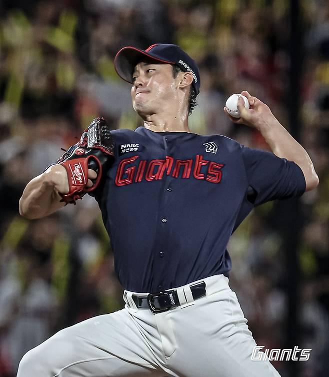 롯데 진해수가 구단에 현역 은퇴 의사를 전달했다. 롯데는 29일 “진해수가 올 시즌을 끝으로 은퇴한다”고 밝혔다. 사진제공|롯데 자이언츠