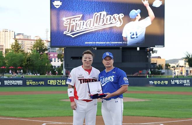 ▲ 왼쪽부터 최형우, 오승환 ⓒ삼성 라이온즈