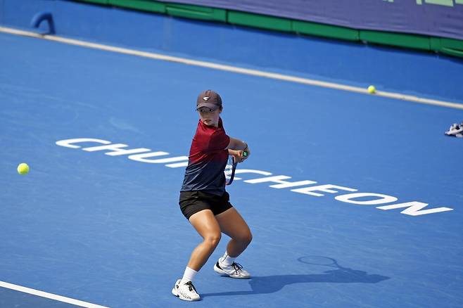 춘천 송암스포츠타운 센터코트에서 경기한 이서아