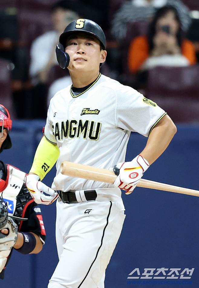 1일 고척스카이돔에서 열린 2025 KBO 퓨처스리그 챔피언결정전 상무와 KT의 경기, 상무 류현인이 타격을 하고 있다. 고척=허상욱 기자wook@sportschosun.com/2025.10.01/