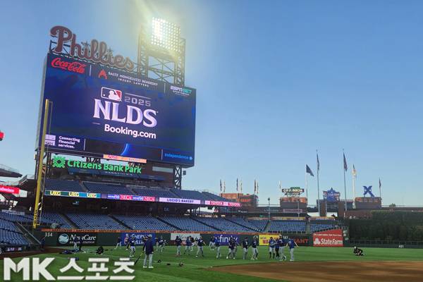 다저스 선수단이 훈련을 하고 있다. 사진(美 필라델피아)= 김재호 특파원