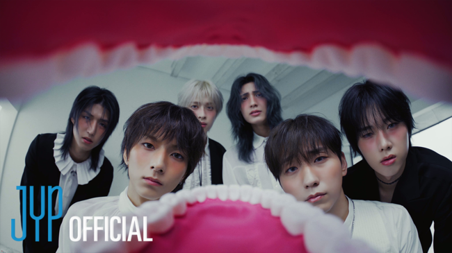 JYP엔터테인먼트 제공