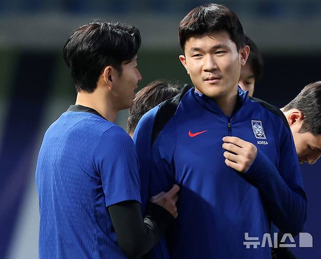 한국 축구대표팀 손흥민(왼쪽)과 김민재. /사진=뉴시스