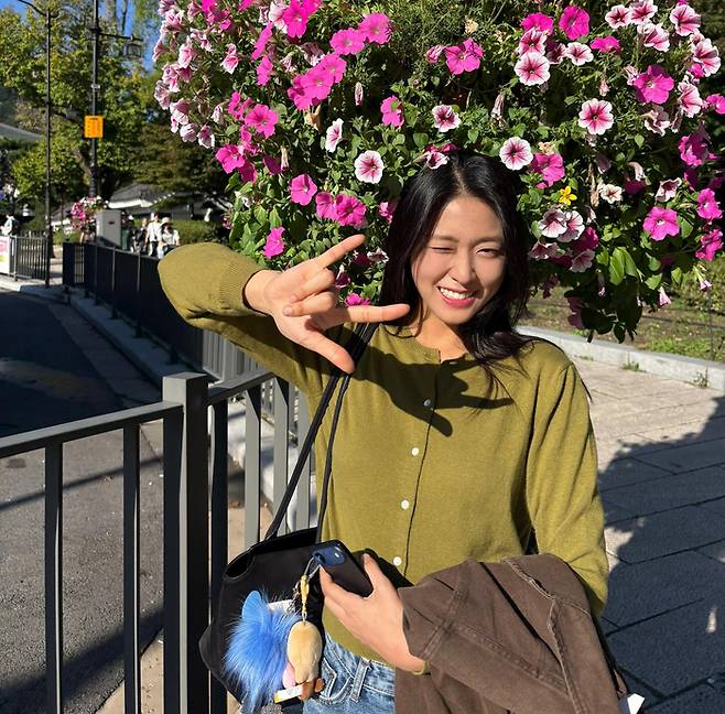 사진 | 설현 SNS