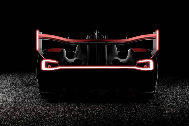 토요타 가주 레이싱 GR010 하이브리드 에보 티저 이미지