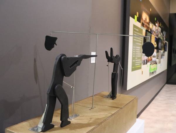 <당신의 봄을 함께> 중 최수환 작가의 '당신과 나'. /주성희 기자