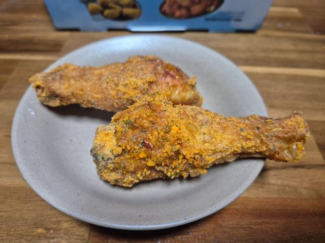 BBQ의 뿜치킹. 한 마리를 끝까지 먹어도 물리지 않는다. /사진=김아름 기자 armijjang@