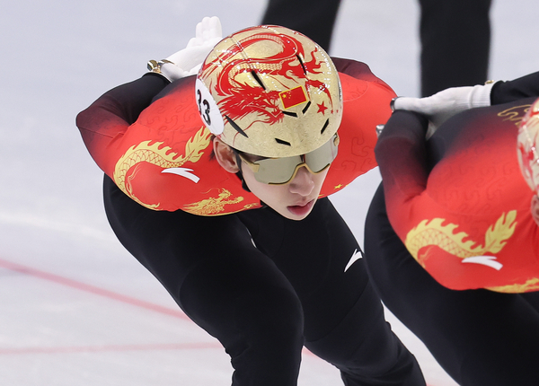지난 2월 하얼빈 동계아시안게임에서 훈련 중인 린샤오쥔. 연합뉴스