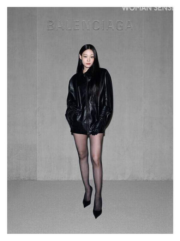 BALENCIAGA
