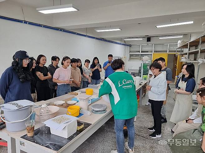 지난 15일 조선대학교학교에서 진행된 태국 청년 예술가 문화상품 개발 2차 역량강화 워크숍
