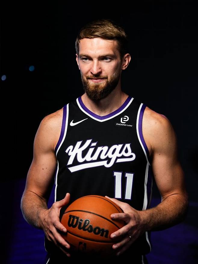 도만타스 사보니스