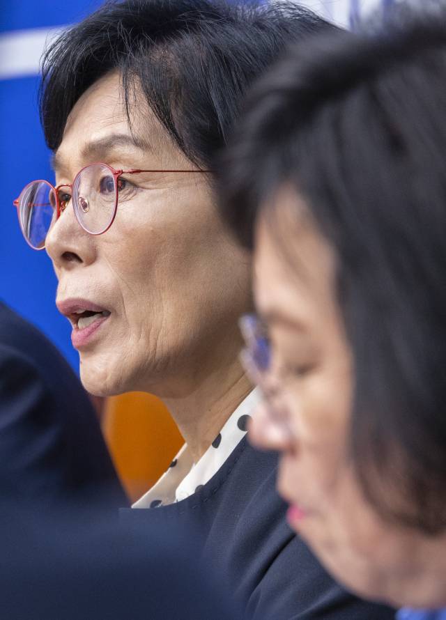 ▲더불어민주당 언론개혁특별위원회 최민희 위원장이 20일 국회 언론개혁특위 허위 조작정보 근절안을 발표하고 있다. ⓒ연합뉴스