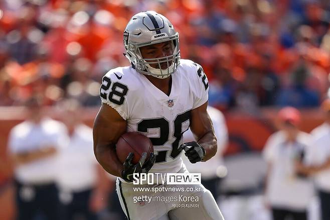 ▲ 더그 마틴은 강력한 러닝 스타일로 '머슬 햄스터'라는 별명을 얻었다.