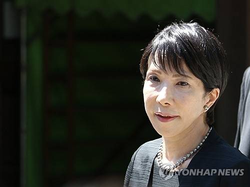 지난 8월 야스쿠니신사 참배한 다카이치 사나에 일본 총리. 연합뉴스 자료사진