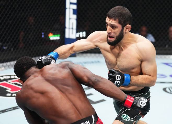 이크람 알리스케로프. 사진=UFC