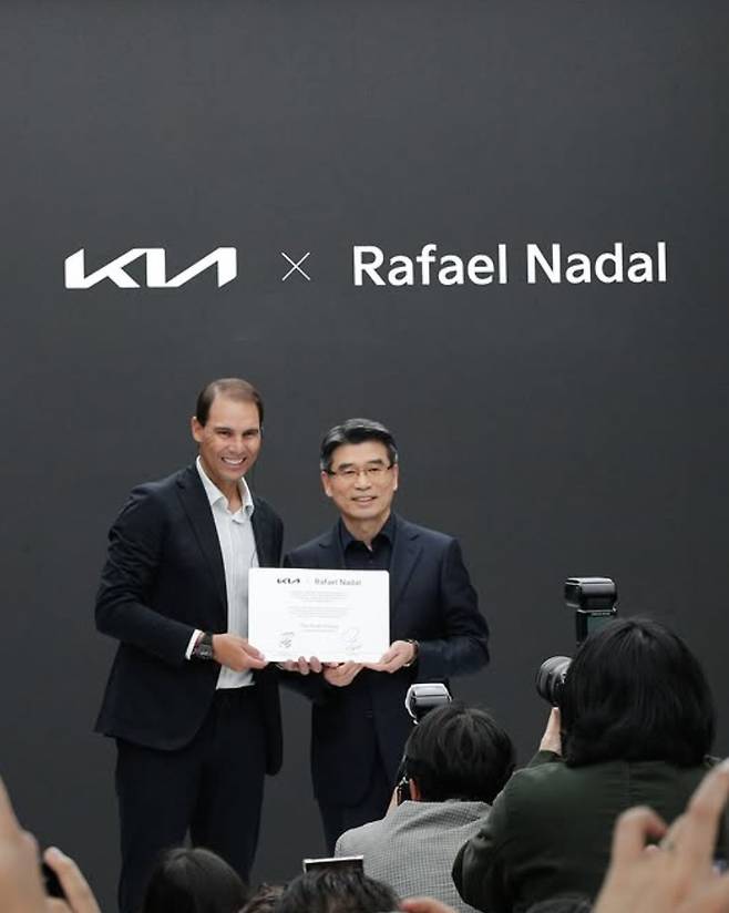 기아자동차와의 후원 계약을 위해 한국을 방문한 라파엘 나달. 사진/기아.