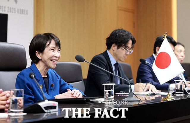 다카이치 사나에 일본 총리가 30일 경북 경주 APEC 정상회의장에서 열린 이재명 대통령과의 한일 정상회담에서 발언하고 있다. /APEC 2025 KOREA