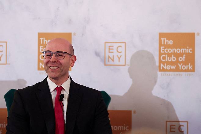 스티븐 미란 연방준비제도 이사는 29일 회의에서 기준금리를 0.5%포인트 낮춰야 한다고 주장했다./로이터 연합뉴스