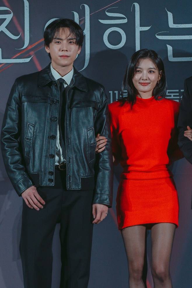 ▲ 김도훈(왼쪽), 김유정. 제공| 티빙