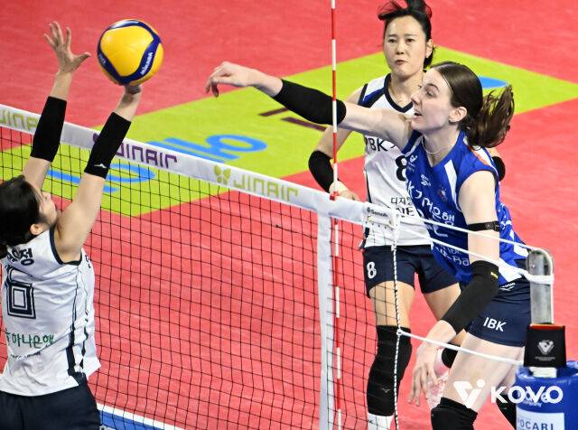 공격하는 킨켈라./KOVO