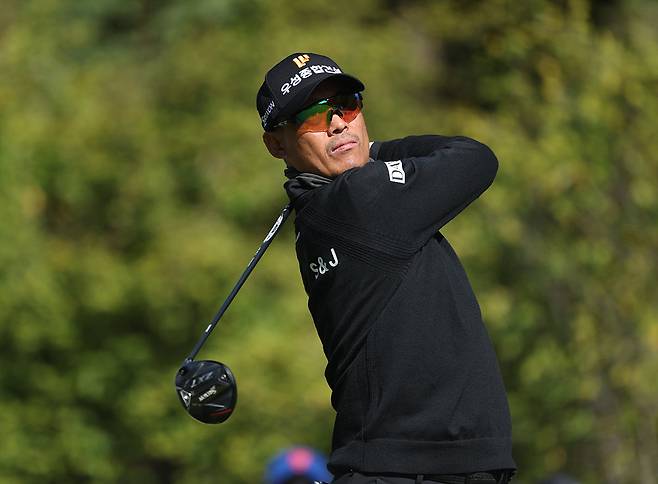 렉서스 마스터즈 최종 라운드 4번 홀에서 티샷을 하고 있는 김재호. 사진제공 | KPGA