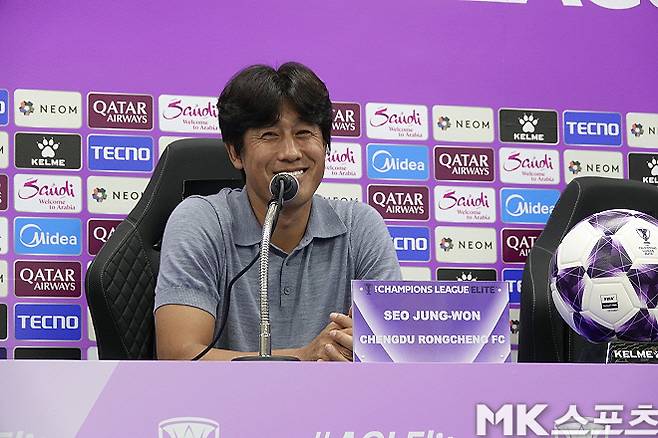 청두 룽청 서정원 감독. 사진=이근승 기자