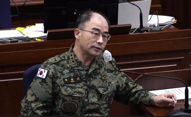 곽종근 전 육군 특수전사령관이 3일 서울 서초구 서울중앙지법에서 열린 '윤석열 전 대통령 내란 사건' 재판에 증인으로 출석해 발언하고 있다. 연합뉴스