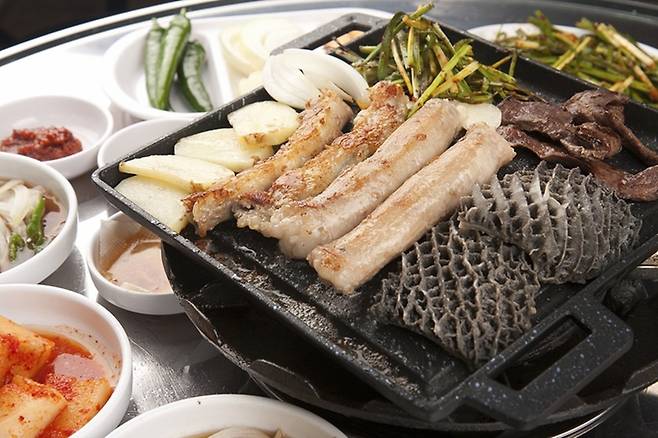 서구권에서 한때 외면받던 내장 요리가 다시 식탁 위로 돌아오고 있다. 영양 밀도가 높고 자원 낭비를 줄일 수 있다는 이유에서다. 게티이미지뱅크