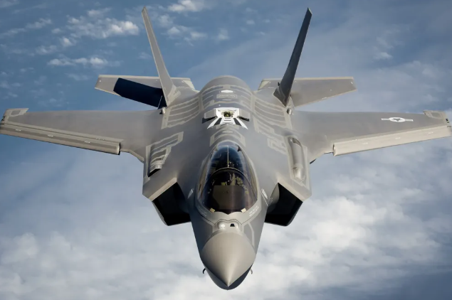 F-35도 넘본다” KF-21 보라매에 “5가지 무장”탑재! 역대급 진화한다 | 밀리터리리뷰