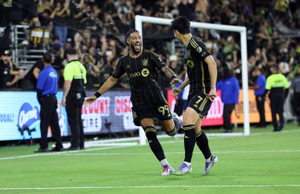 부앙가와 손흥민은 팀의 18골을 연달아 합작했다. 사진= Getty Images/AFP= 연합뉴스 제공