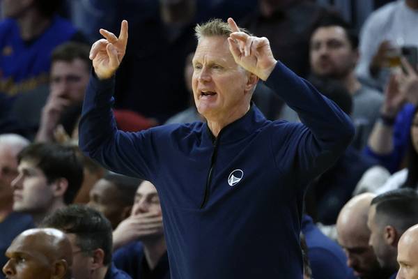 커 감독은 대신 기회를 잡은 선수들에 대한 기대감을 전했다. 사진= EPA= 연합뉴스 제공