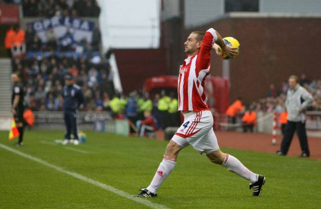 FILE PHOTO: Football - Stoke City v Queens Park Rangers - Barclays Premier League - The Britannia Stadium - 11/12 - 19/11/11 Stoke City's Rory Delap takes a throw-in Mandatory Credit: Action Images / Lee Mills EDITORIAL USE ONLY. No use with unauthorized audio, video, data, fixture lists, club/league logos or live services. Online in-match use limited to 45 images, no video emulation. No use in betting, games or single club/league/player publications. Please contact your account representative for further details./File Photo <저작권자(c) 연합뉴스, 무단 전재-재배포, AI 학습 및 활용 금지>