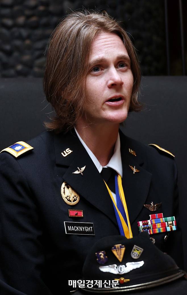 줄리아 맥나이트 미국 예비역 육군 중령
625 지평리 전투 승리 이끈 매튜 리지웨이 미8군 사령관 증손녀.
2025.11.6.김재훈기자