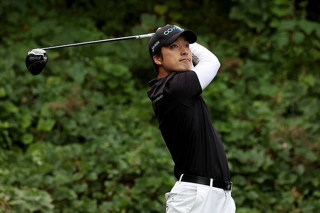 임예택이 8일 제주 서귀포의 테디밸리 골프앤리조트(파72)에서 열린 한국프로골프(KPGA) 투어 챔피언스 인 제주 3라운드 4번홀에서 드라이버 티샷을 치고 있다. /사진=KPGA 제공