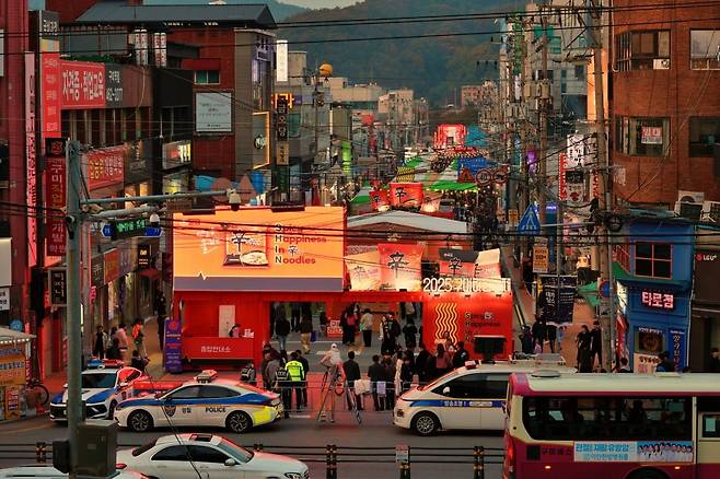 지난 7일부터 9일까지 열린 '2025 구미라면축제' 행사장의 모습/ 사진= 농심 제공.