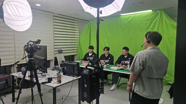 KT 위즈 제공
