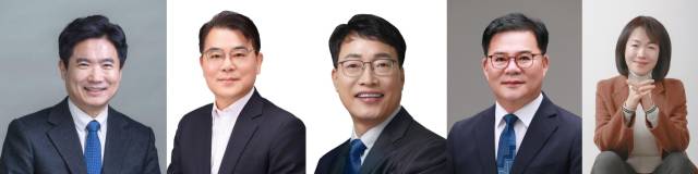 ▲왼쪽부터 김대중 현 교육감, 김해룡 전 여수교육장, 장관호 전 전교조 전남지부장, 문승태 현 순천대 대회협력 부총장, 강숙영 전 장학관ⓒ프레시안