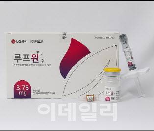 펩트론이 개발·생산하고 LG화학이 국내 유통·판매를 맡은 성조숙증 치료제 ‘루프원’ (사진=펩트론)