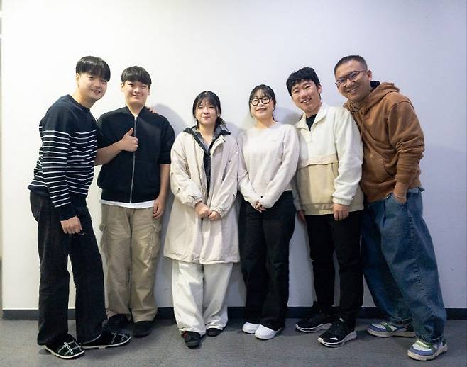 개 많은 로맨스 제작진