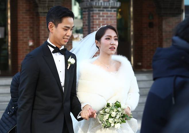 지난 2022년 결혼한 프로골퍼 리디아 고와 정태영 현대카드 부회장의 아들 정준씨./뉴스1