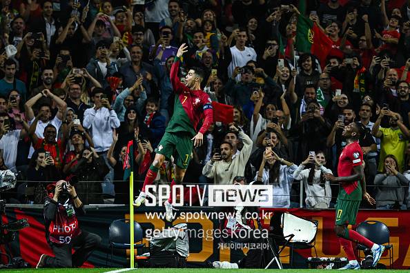 ▲ 포르투갈의 공격수 크리스티아누 호날두가 2026년 월드컵을 끝으로 대표팀 커리어를 마무리하겠다고 공식적으로 밝혔다.