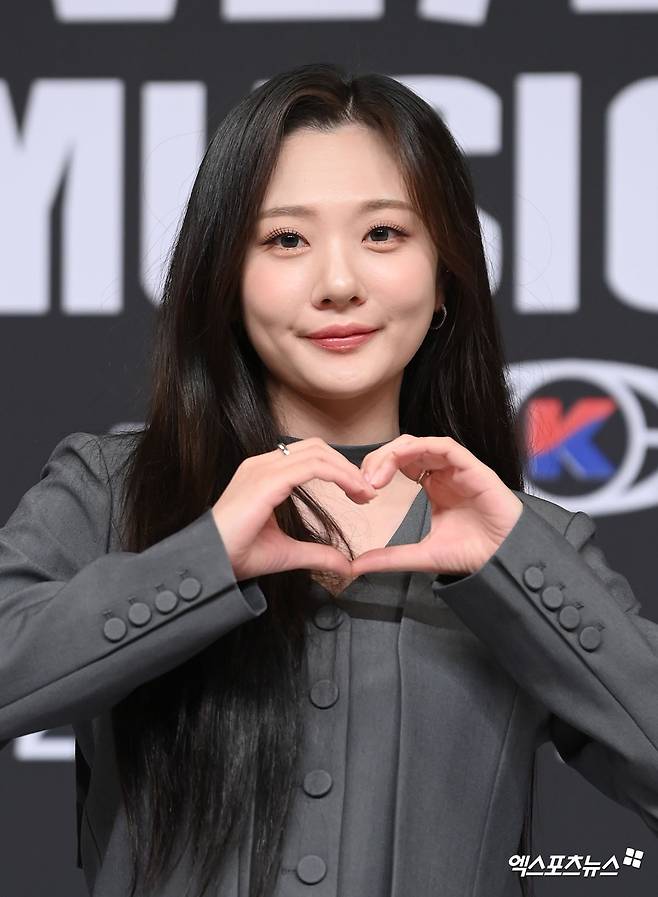 볼빨간 사춘기 안지영