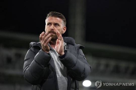 롭 에드워즈 감독 / 사진=연합뉴스