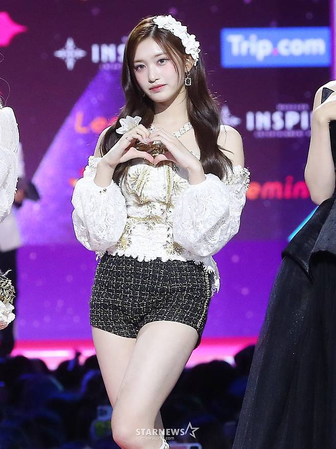 걸그룹 아이브 이서가 25일 오후 인천 영종도 인스파이어 컨벤션 그랜드볼룸에서 진행된 '2023 SBS 가요대전' 레드카펫 행사에 참석해 포즈를 취하고 있다. 2023.12.25 /사진=김창현