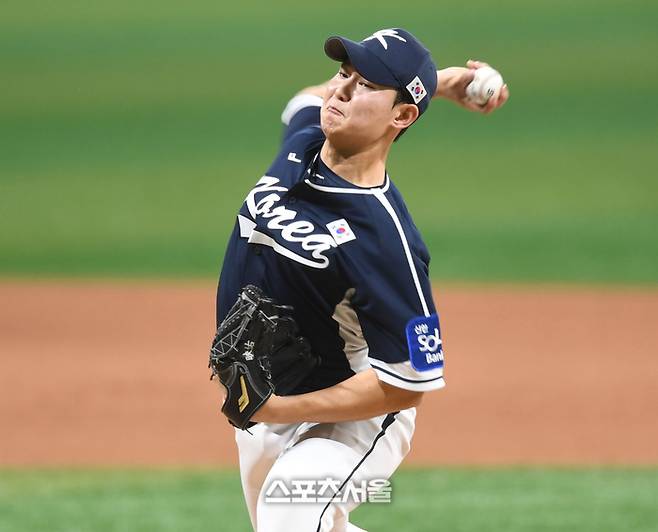 김영우가 9일 서울 고척 스카이돔에서 열린 ‘2025 K-베이스볼 시리즈’ 체코와 2차전 경기 9회 역투하고 있다. 고척 | 최승섭기자 thunder@sportsseoul.com