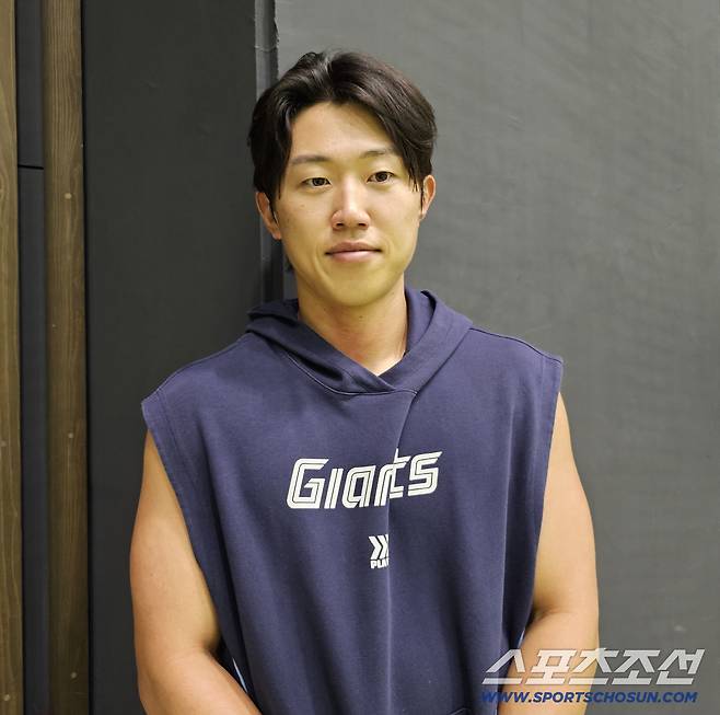 인터뷰에 임한 전민재. 김영록 기자