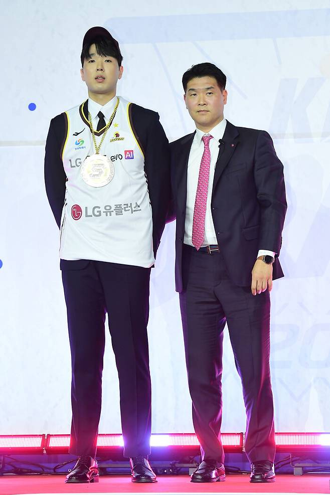 가장 마지막 4라운드에서 이름이 불린 동국대 지용현. 한국농구연맹 제공