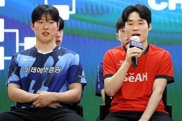 ▲ 장우진이 지난 12일 경기 광명시청에서 열린 2025 두나무 프로탁구리그 파이널스 미디어데이에서 각오를 밝히고 있다. 한국프로탁구연맹 제공