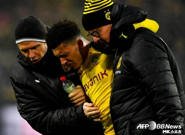 솔샤르는 “사실 운이 따르지 않았다. 이적하기 전, 휴가를 갔다가 다이빙을 했다는데 그때 귀에 염증이 생겼다. 결국 병원에 가야 했다”며 “그래서인지 프리 시즌 첫 10일은 정말 힘들어했고 제대로 훈련도 하지 못했다. 맨유에 오기 전부터 그랬다”고 말했다. 사진=AFPBBNews=News1